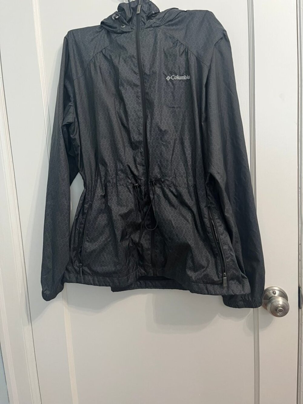 Columbia Packable Rain Jacket Women's L Black Diamond Print Hooded